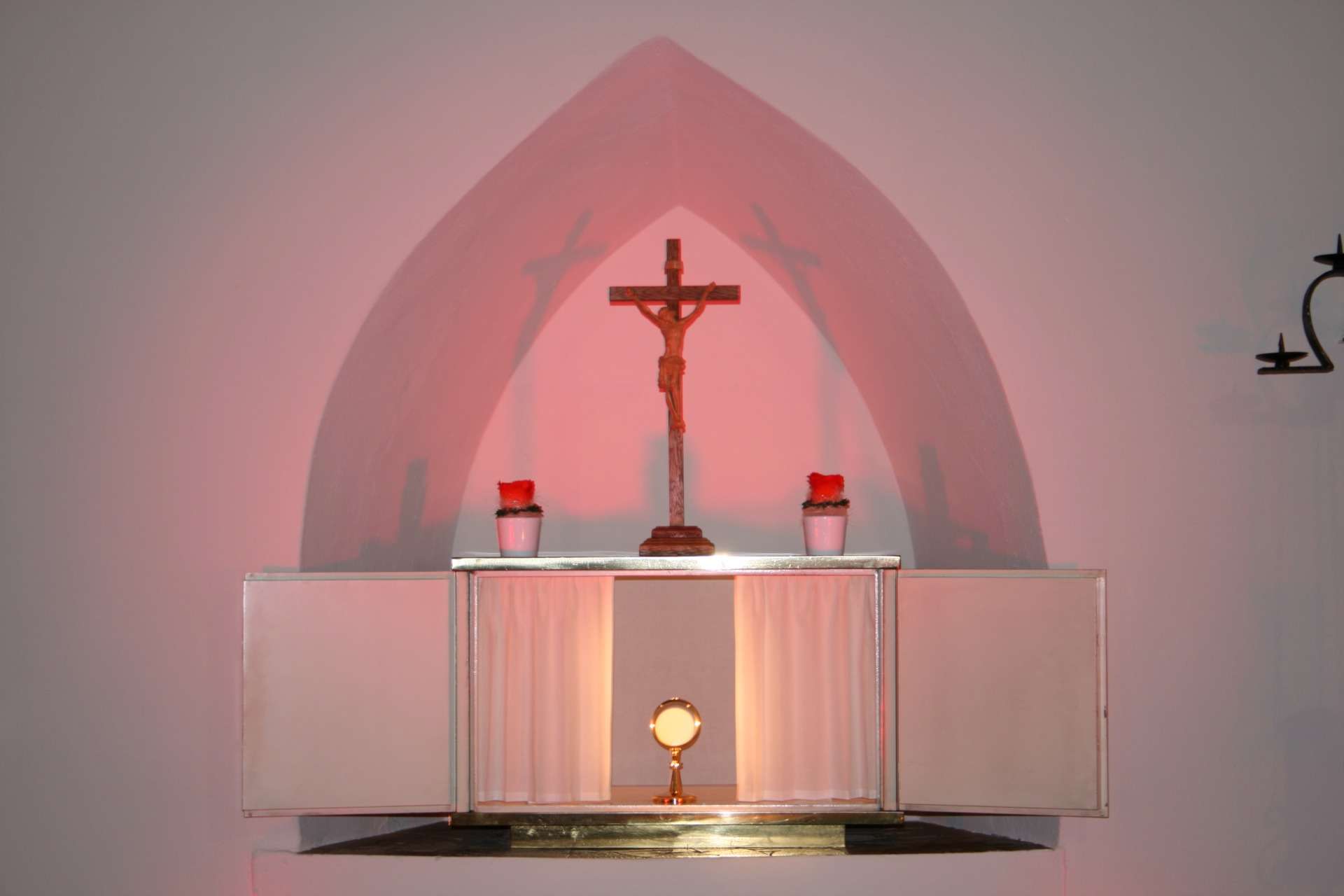 St. Michael, Wüstensachsen